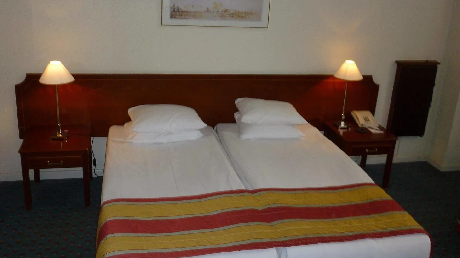 Best Western Plus Park Hotel Brüsszel 4*,